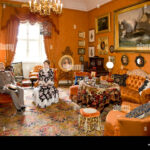 Alt Elegante Wohnzimmer Interieur Stockfotografie – Alamy Inside Wohnzimmer Alt