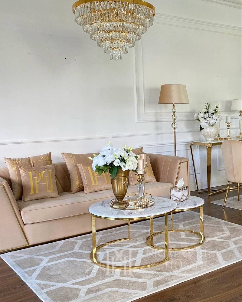 Beige Samt Steppsofa Modern Im Glamour-Stil Für Ein Goldenes Wohnzimmer  Monte Carlo regarding Wohnzimmer Beige Gold