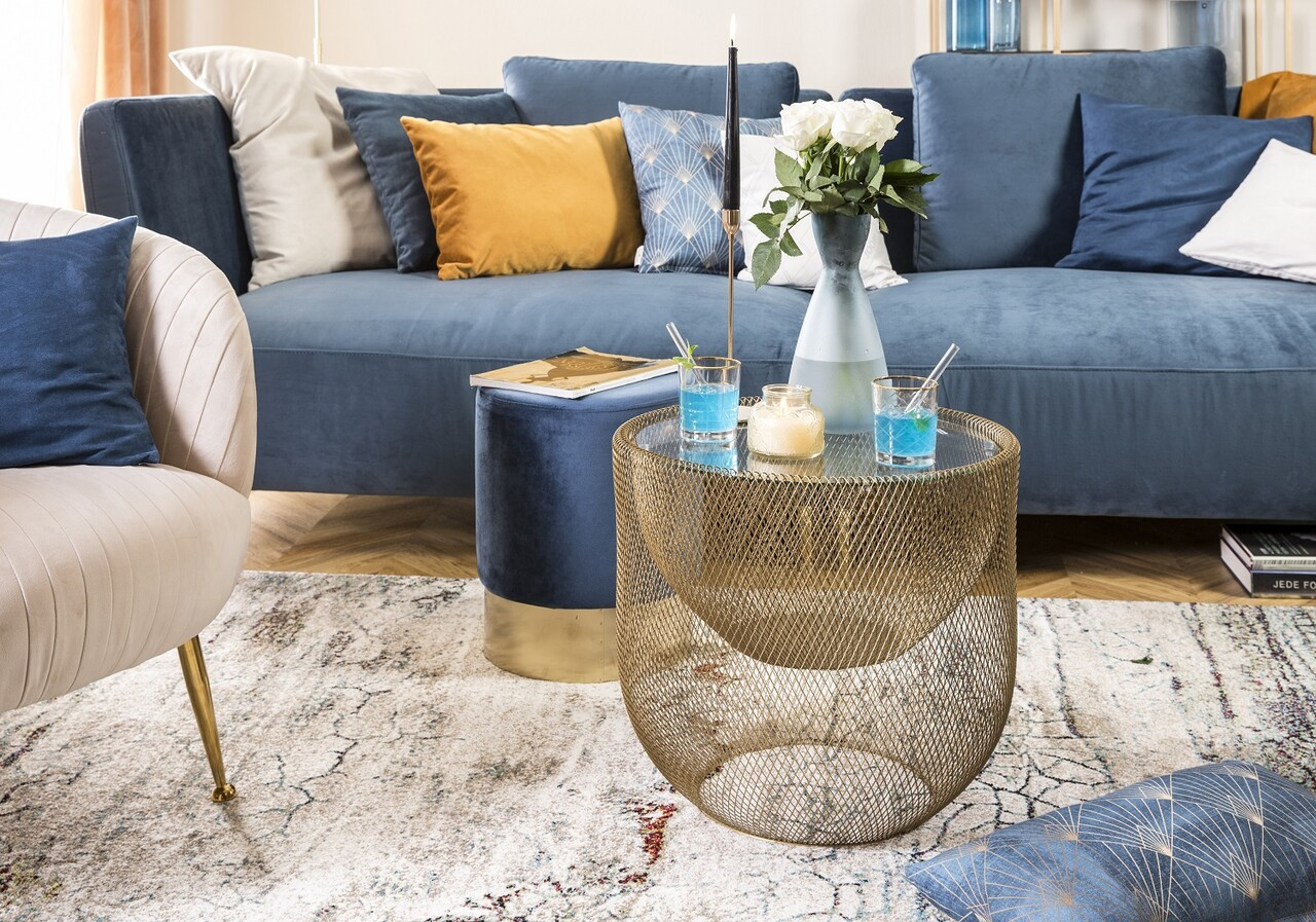 Deko In Gold: Ein Elegantes Und Gemütliches Ambiente Intended For Gold Wohnzimmer