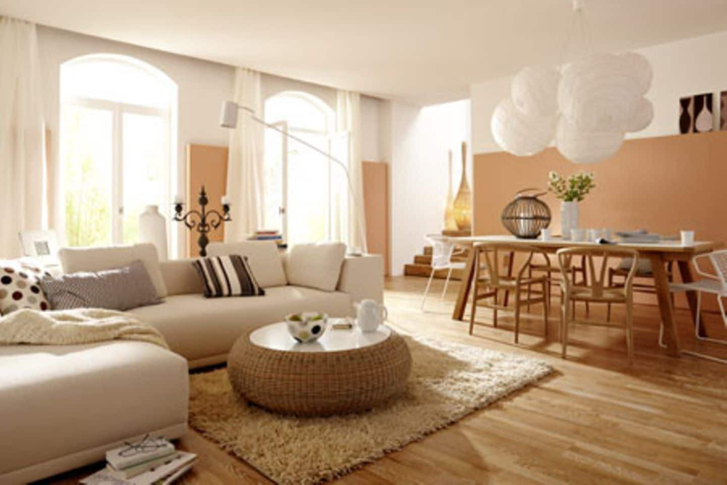 Einrichten Mit Farbe: Wohnzimmer In Hellen Holzfarben - Bild 3 within Wohnzimmer Einrichten Holz