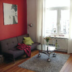 Rote Wand #Retro #Chrom #Zimmergestaltung ©Quadratze For Rote Wand Wohnzimmer